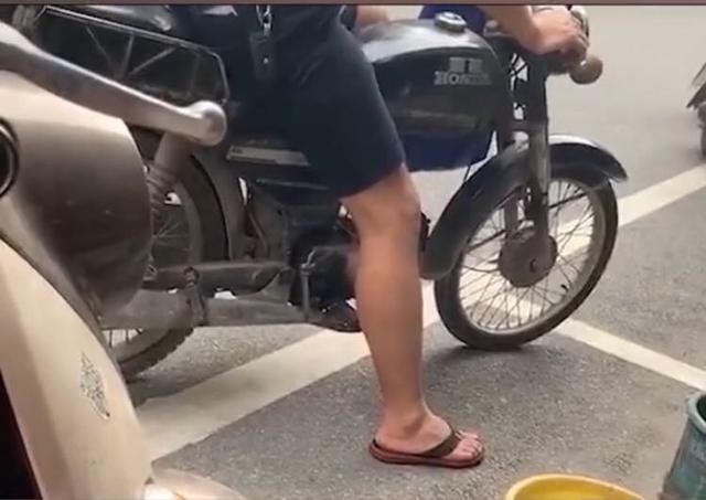 李大爷烧烤涮转让（李大爷烧烤转让）