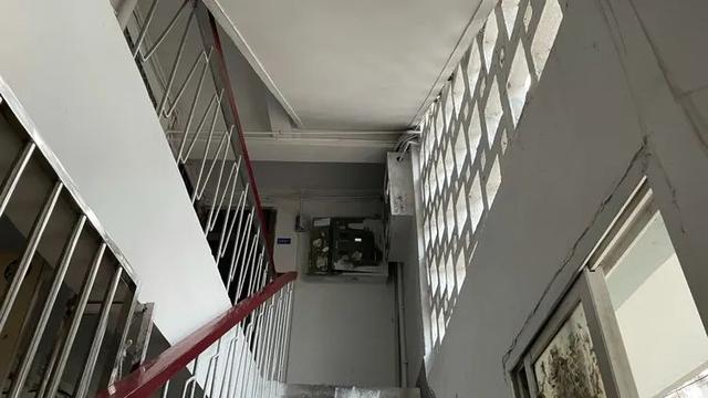 美食街适合做什么生意，小吃街开什么比较特色挣钱？
