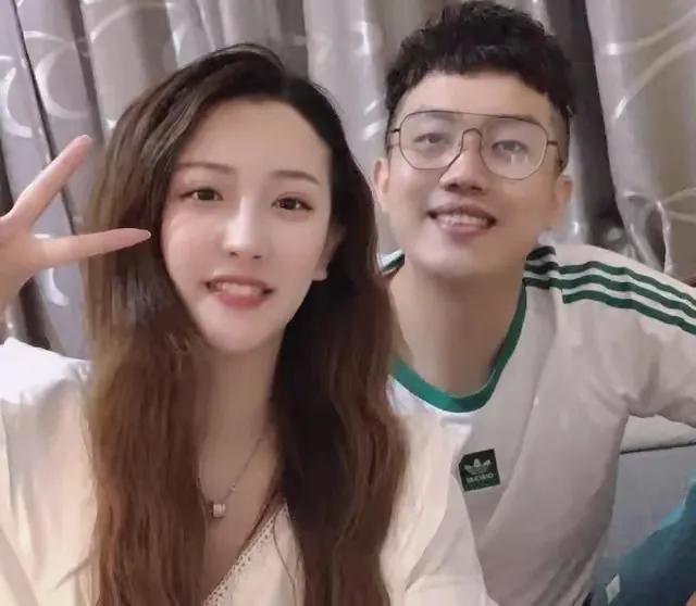 抖音网红夫妻名单有个女儿，抖音网红夫妻名单有个女儿叫什么？