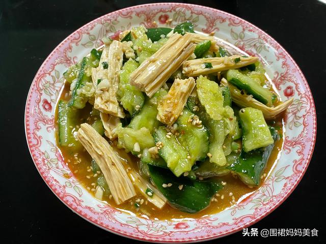 晒年夜饭发朋友圈怎么说，晒年夜饭发朋友圈怎么说话？