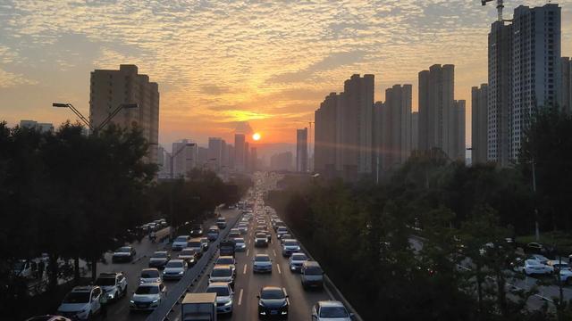 发朋友圈对女儿的爱的唯美句子，表达娘俩在一起快乐的句子？
