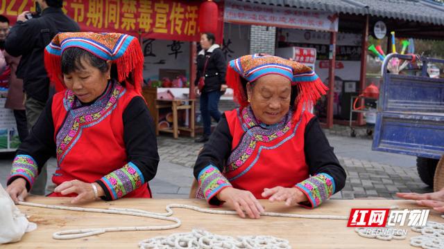 朋友圈连续转发三天活动案例，新店开业集赞活动方案？