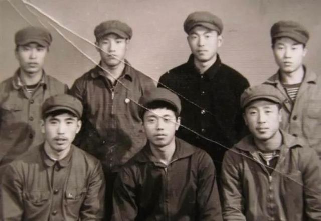 招工广告图片，招工广告图片模板？